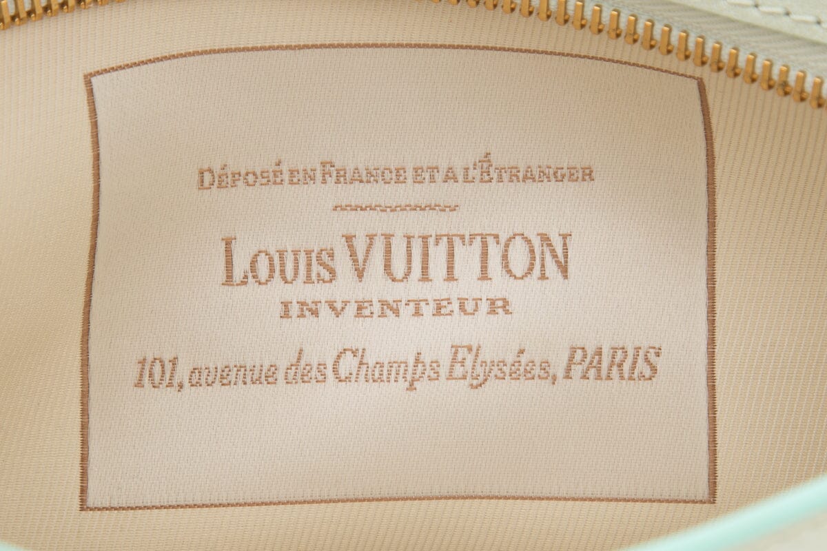 Louis Vuitton 2010 Blue & Beige Monogram Pochette