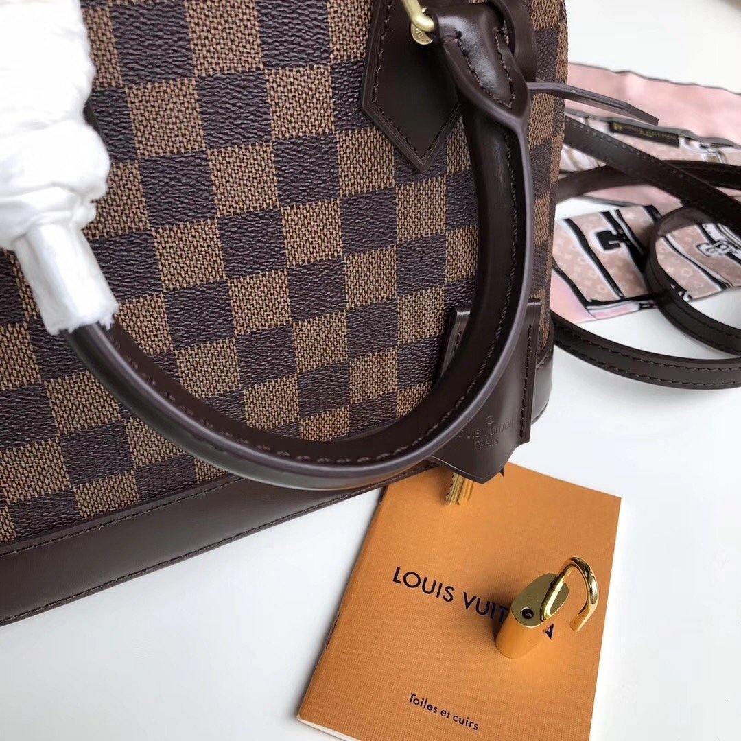 Louis Vuitton Alma BB Bag